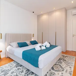 Luxury Volat Old Town Apartment